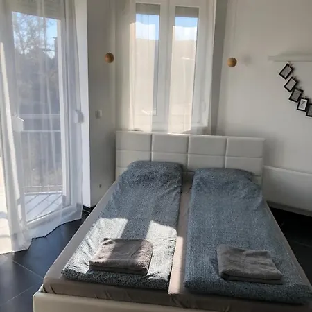 Kiad-lak Apartman *